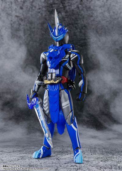 S.H.Figuarts   假面骑士剑锋 雄狮战记