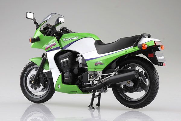 1/12 完成品摩托车 川崎 GPZ900R 柠檬绿