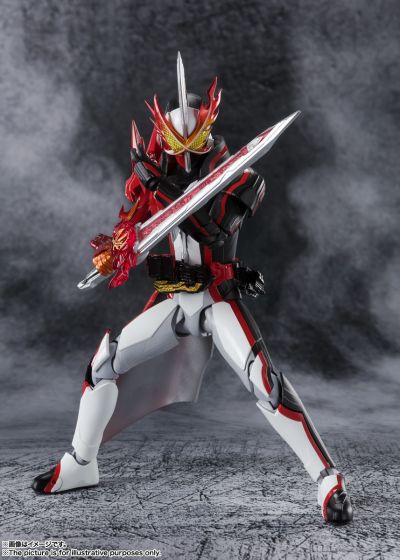 S.H.Figuarts 假面骑士圣刃 勇气之龙