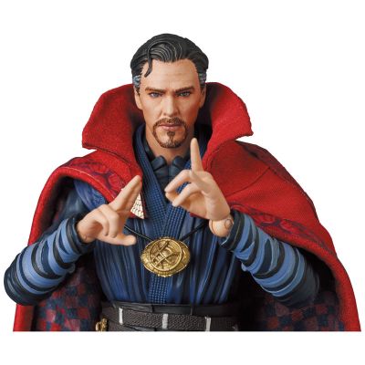 MAFEX 编号152 复仇者联盟3：无限战争 奇异博士