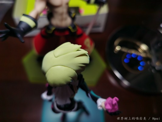 Pop Up Parade 普罗米亚 加洛·蒂莫斯