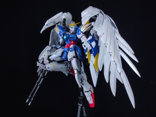 MG  1/100  飞翼高达零式·无尽的华尔兹 Ka版