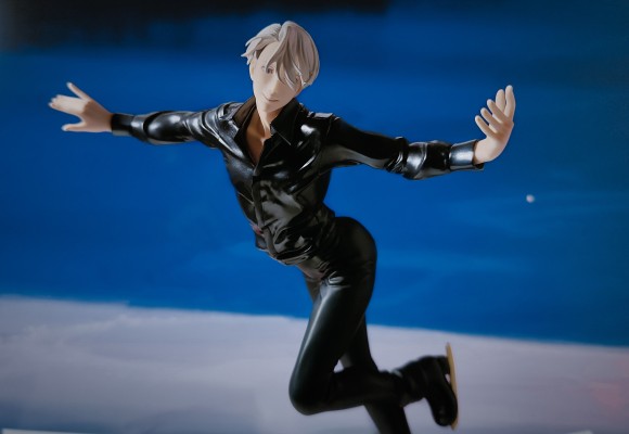 ARTFX J 冰上的尤里 维克托