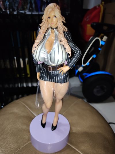 辣妹姐社长和后宫办公室 锦织爱