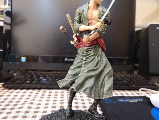 造形师×写真家 海贼王 -罗罗亚·索隆- A款