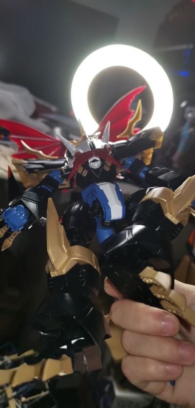 Figure-rise Standard Amplified  帝皇龙甲兽