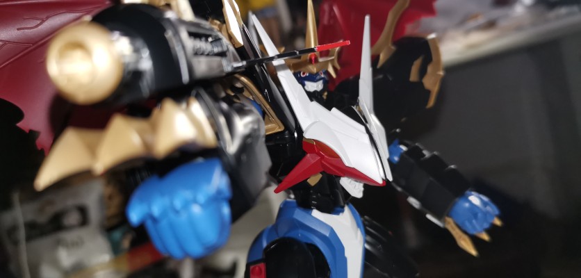 Figure-rise Standard Amplified  帝皇龙甲兽