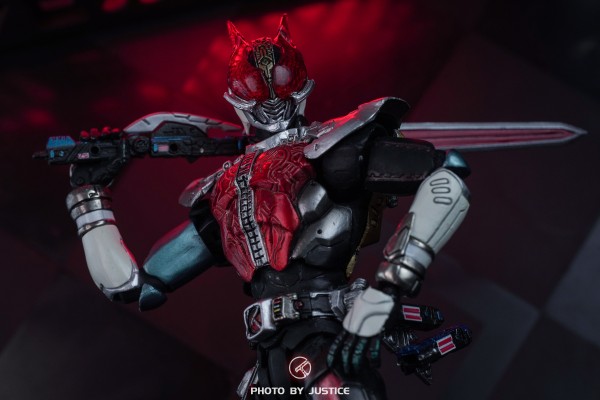 S.I.C. VOL.42 假面骑士：电王 假面骑士电王 圣剑形态/月台形态＆异魔人·桃塔罗斯 初回特典·无