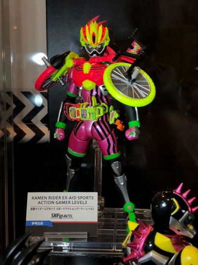 S.H.Figuarts 假面骑士艾克赛德 假面骑士艾克赛德 健身动作玩家 等级3