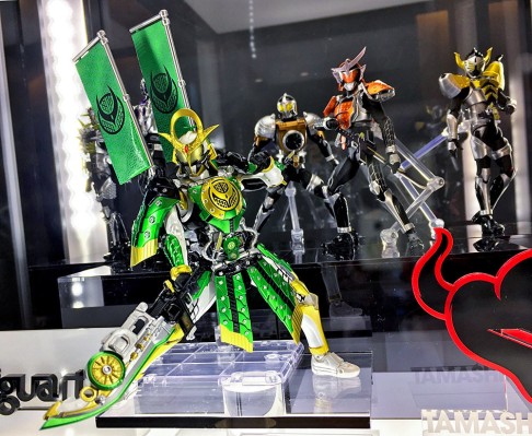 S.H.Figuarts 舞台『假面骑士斩月』 -铠武外伝- 假面骑士原型巴隆 香蕉武装