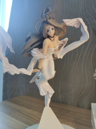 我的女神 贝露丹迪