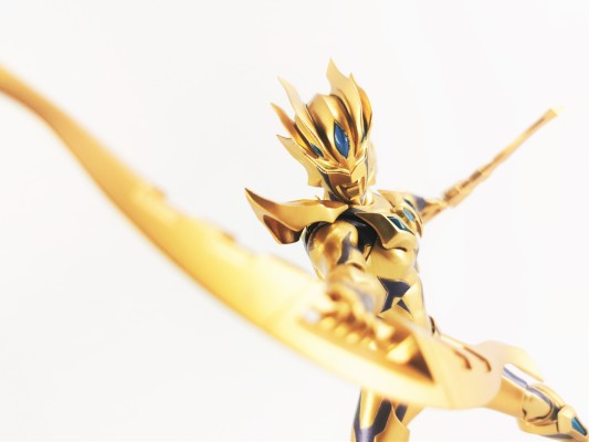 S.H.Figuarts   赛罗奥特曼 无限形态（银河闪耀）