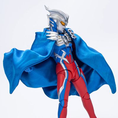 S.H.Figuarts  赛罗披风