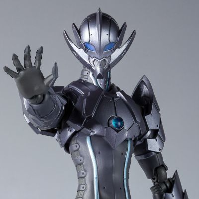 S.H.Figuarts 机动奥特曼 百慕拉 -动画版-