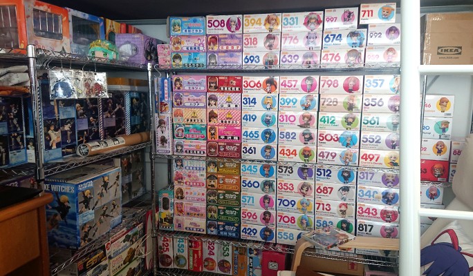 小型阿宅娱乐会所