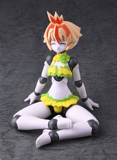 机械新人类 卢西奥 女生比基尼