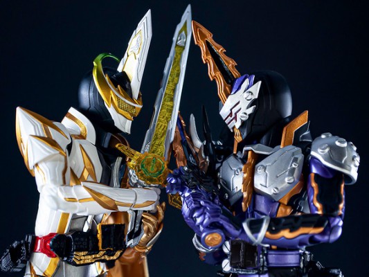 S.H.Figuarts    假面骑士王剑  邪恶之龙