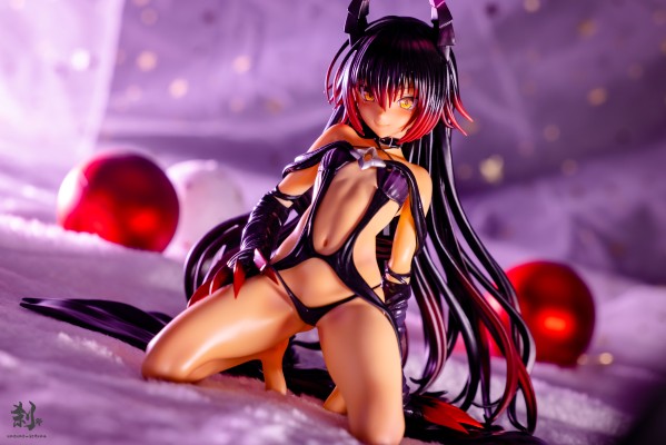 出包王女DARKNESS 涅墨西斯 Darkness