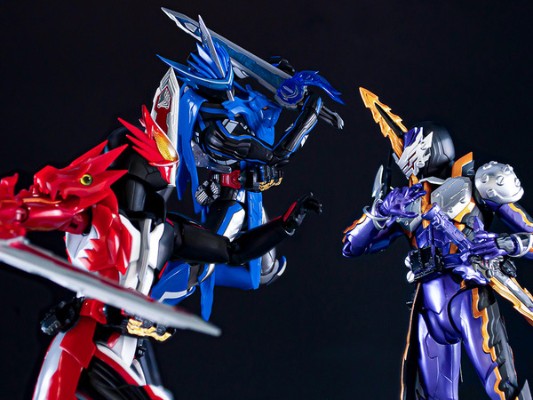 S.H.Figuarts    假面骑士王剑  邪恶之龙