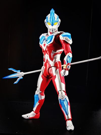 S.H.Figuarts 银河奥特曼 斯特利姆形态