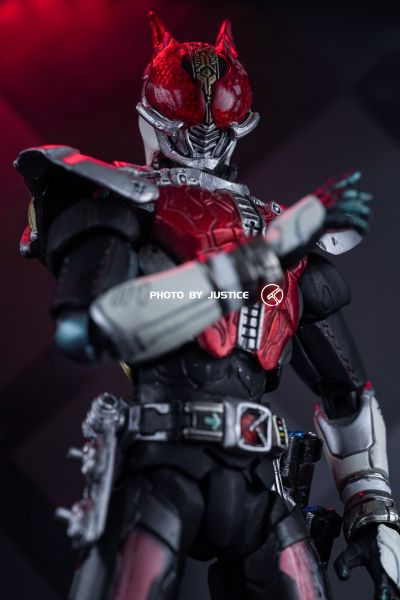 S.I.C. VOL.42 假面骑士：电王 假面骑士电王 圣剑形态/月台形态＆异魔人·桃塔罗斯 初回特典·无