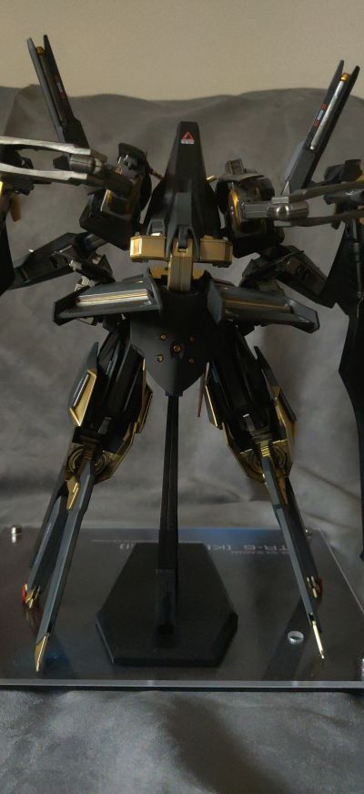 HG 提坦斯的旗下 TR-6高达 [海瑟斯雷Ⅱ·拉]