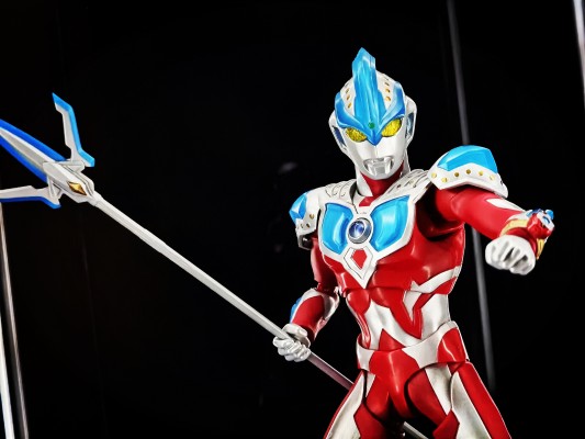 S.H.Figuarts 银河奥特曼 斯特利姆形态