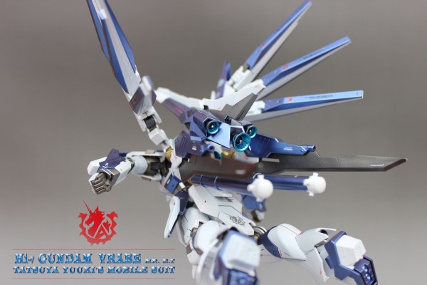 HGBF 1/144 Hi-ν 高达勇气型