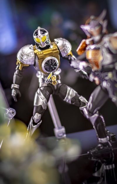 S.H.Figuarts  舞台剧『假面骑士斩月』 -铠武外伝- 假面骑士原型子橡/古利咚 橡子武装