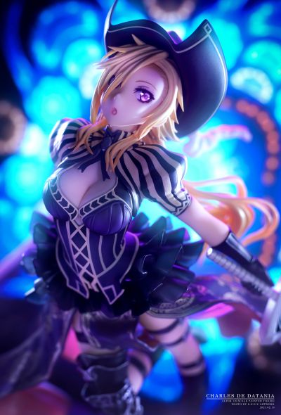 百花繚乱 	夏尔·戴·达尔坦尼雅