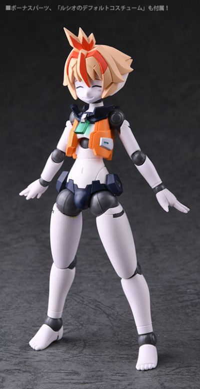 机械新人类 卢西奥 女生比基尼