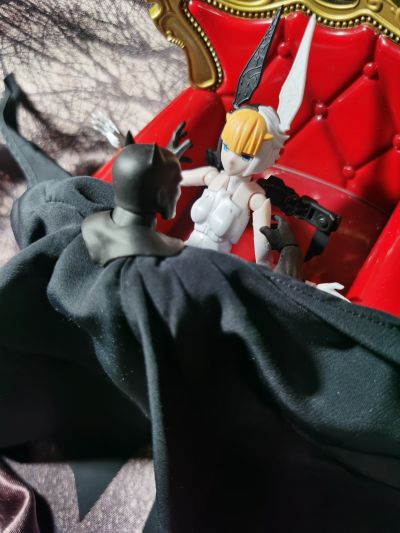 MAFEX No.126 MAFEX 蝙蝠侠“缄默”黑色Ver.