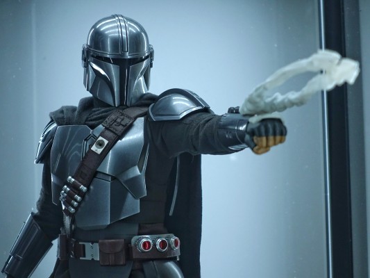 TMS015 曼达洛人 曼达洛人及The Child 豪华版