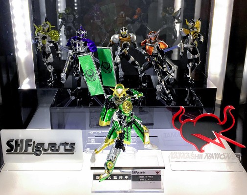 S.H.Figuarts 舞台『假面骑士斩月』 -铠武外伝- 假面骑士原型巴隆 香蕉武装