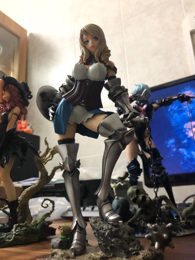 黑の守り手 屈曲角の悪魔(ディアボルス・インクリナタス)：デスデモナ