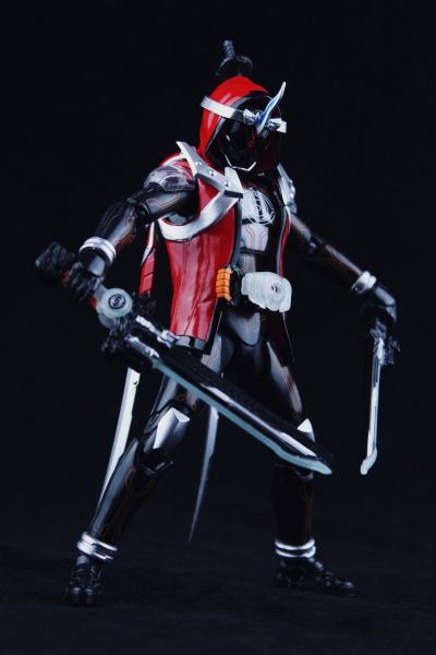 S.H.Figuarts   假面骑士灵骑 武藏魂