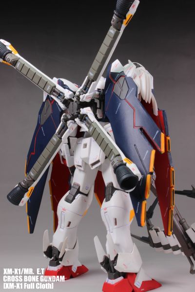 GUNDAM FIX FIGURATION ＃0031 海盗高达3号機 & 全装甲型海盗高达X-1