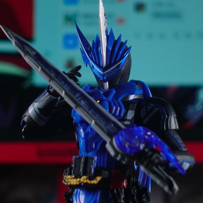 S.H.Figuarts   假面骑士剑锋 雄狮战记