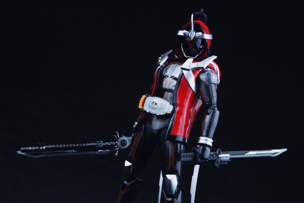 S.H.Figuarts   假面骑士灵骑 武藏魂