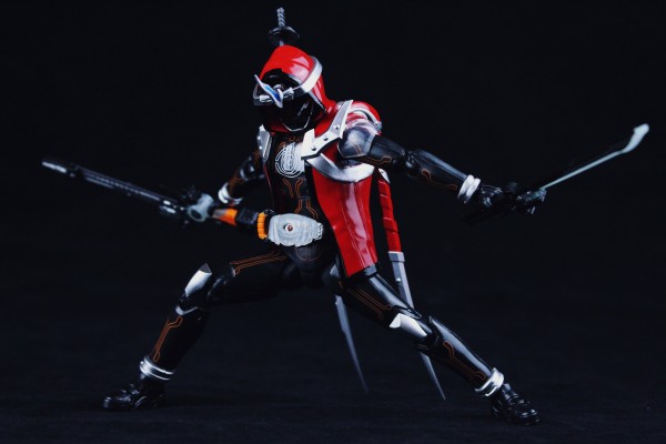 S.H.Figuarts   假面骑士灵骑 武藏魂