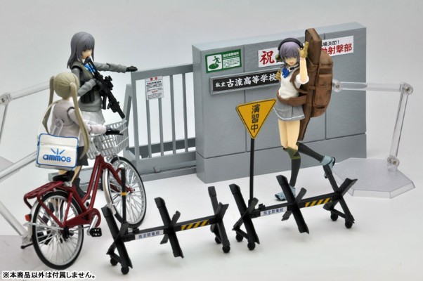 小军械库 [LD029] 指定防卫校的校门(混凝土型)