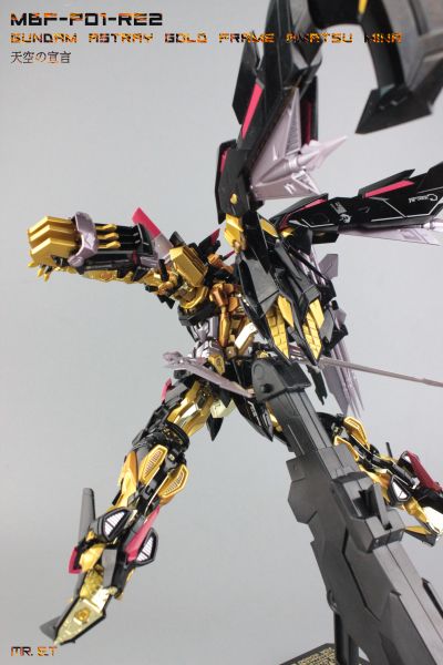 METAL BUILD 机动战士高达SEED Destiny Astray MBF-P01-Re2(AMATU) 异端高达金色机“天”蜜娜 -天空的宣言-