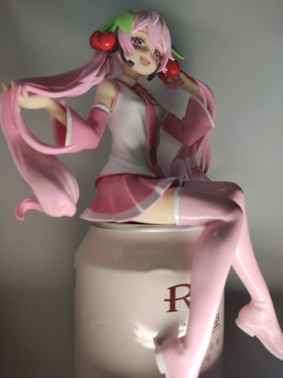 压泡面手办 VOCALOID 初音未来 樱花未来