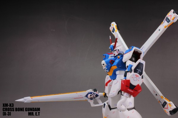 GUNDAM FIX FIGURATION ＃0031 海盗高达3号機 & 全装甲型海盗高达X-1