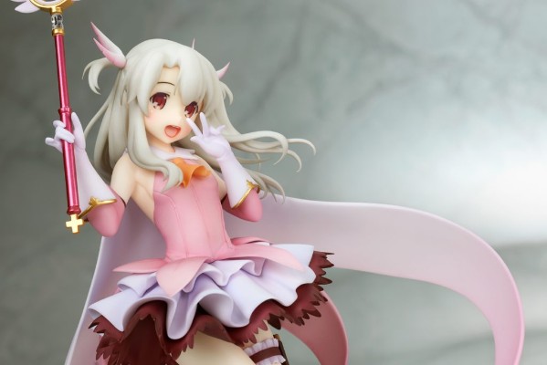 Fate/kaleid liner 魔法少女☆伊莉雅 Prisma☆Phantasm 伊莉雅斯菲尔·冯·爱因兹贝伦