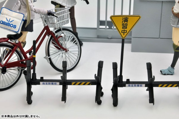 小军械库 [LD029] 指定防卫校的校门(混凝土型)