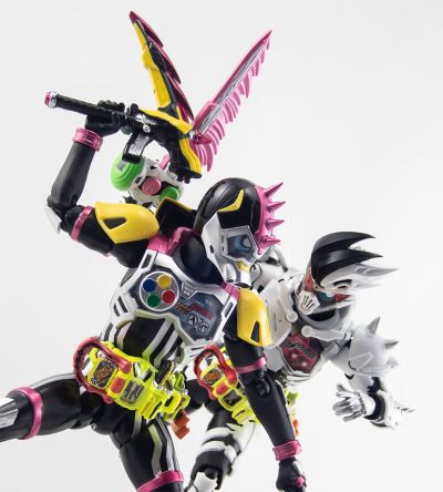 S.H.Figuarts 假面骑士艾克赛德 假面骑士幻梦 丧尸动作玩家 未知等级