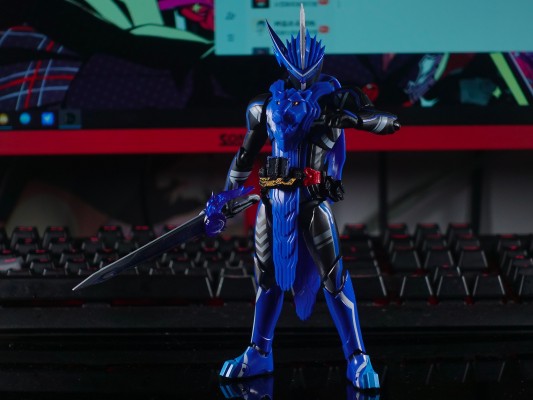 S.H.Figuarts   假面骑士剑锋 雄狮战记