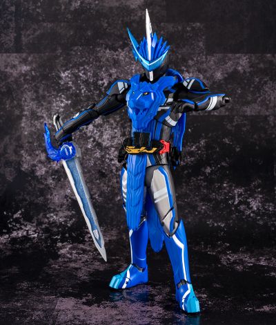 S.H.Figuarts   假面骑士剑锋 雄狮战记