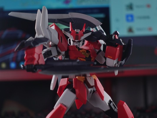 HG  高达创形者：再起  核心高达 (实战配色)+火星四型装甲